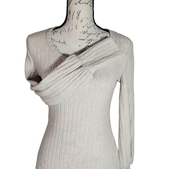 Shein Ladies Size Medium Tan Soft Ribbed Long Sleeve Knit Top - Picture 1 of 6